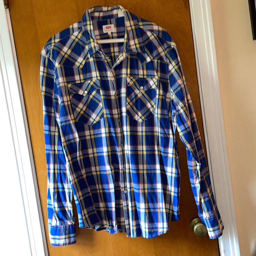 Xl Levi’s Button Down